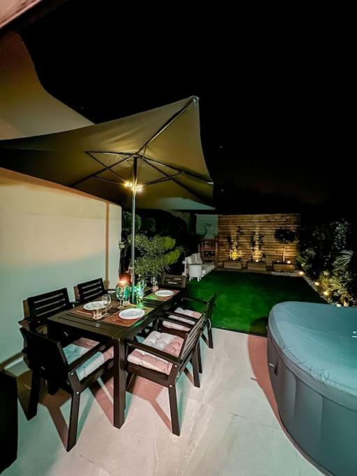 Relaxing Garden Los Cristianos Con Jacuzzi Y Barbacoa Arona  Exterior foto