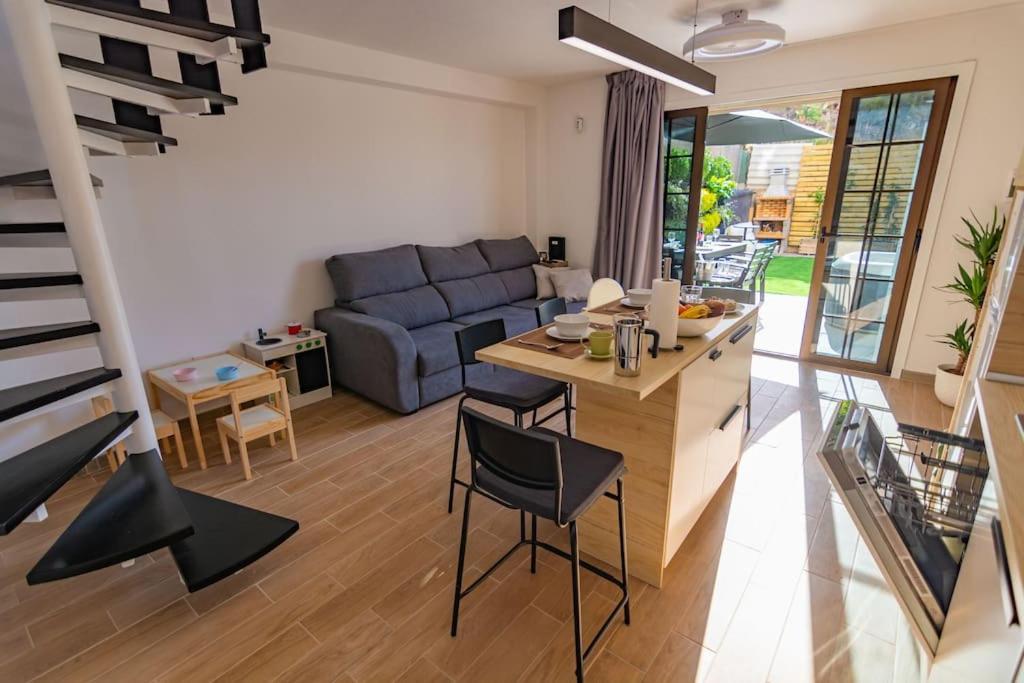 Relaxing Garden Los Cristianos Con Jacuzzi Y Barbacoa Arona  Exterior foto